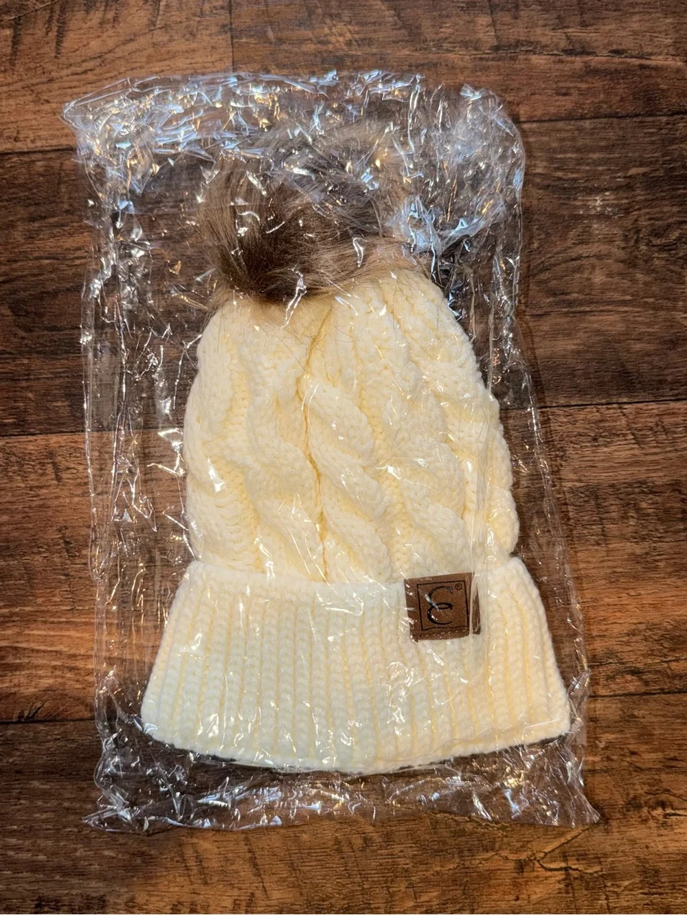 Kids Cream Cable-Knit Pom Beanie - Brand